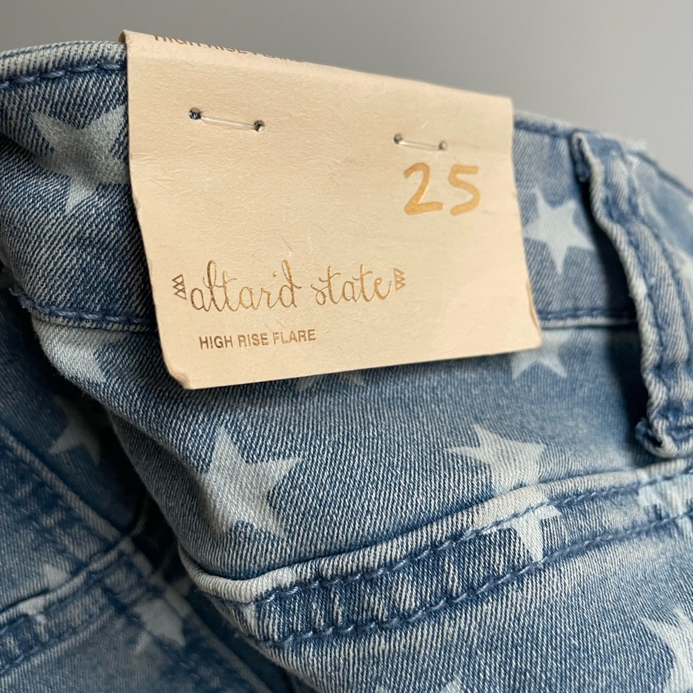 Altar’d State Star Power Flare Jeans Wide Leg - Picture 6 of 6